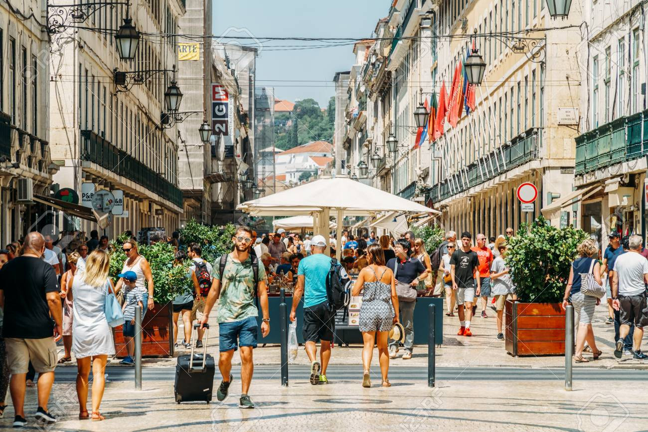 Biểu đồ so sánh chất lượng cuộc sống và chỉ số phát triển giữa Bồ Đào Nha và Việt Nam