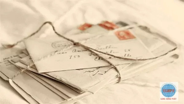 Chi phí gửi thư đi Mỹ theo trọng lượng và kích thước bưu phẩm