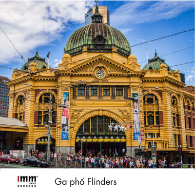Đồng hồ và kiến trúc cổ điển của Ga Phố Flinders ở Melbourne
