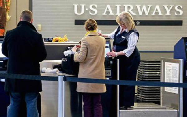 Hành khách khai báo hải quan khi nhập cảnh vào Mỹ