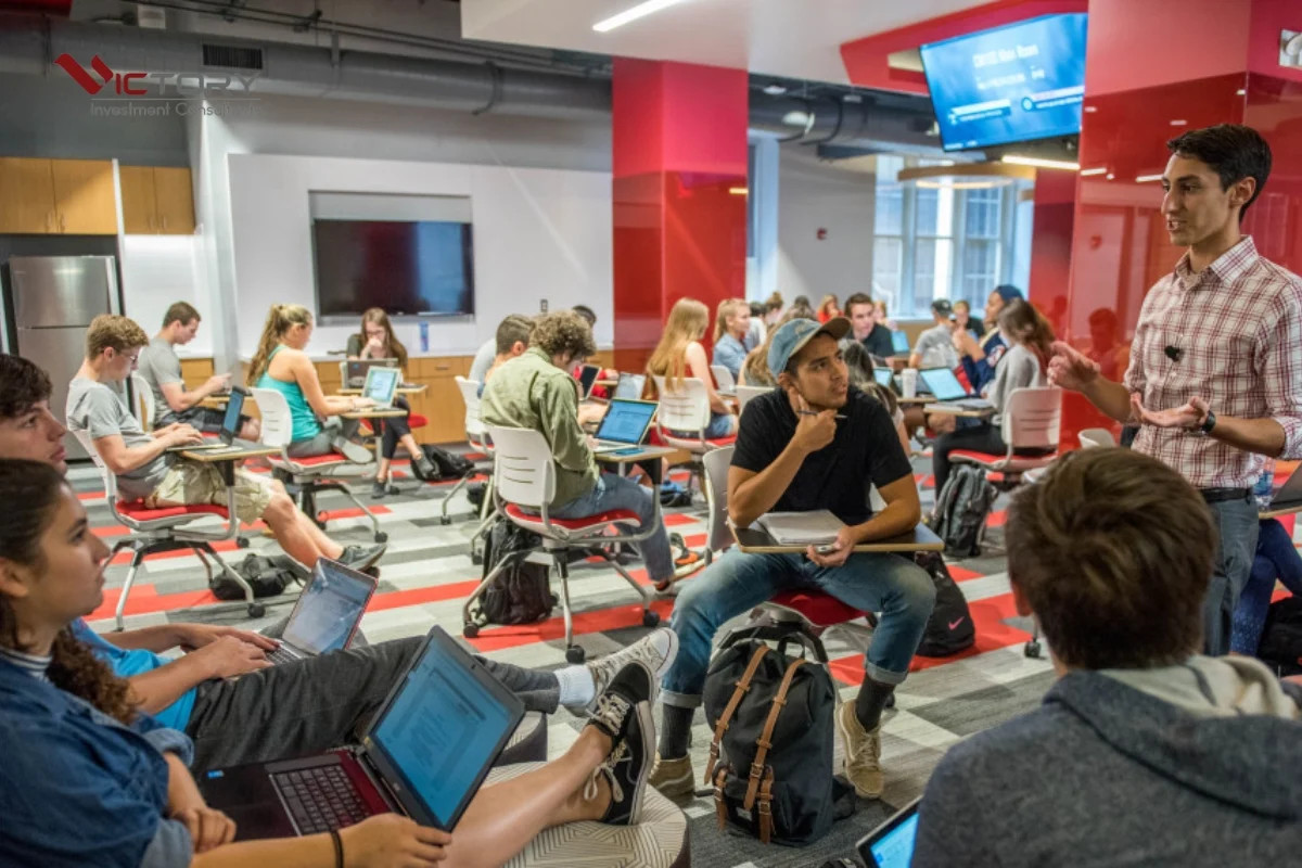 Khuôn viên xanh mát của một trường đại học hàng đầu tại tiểu bang Ohio