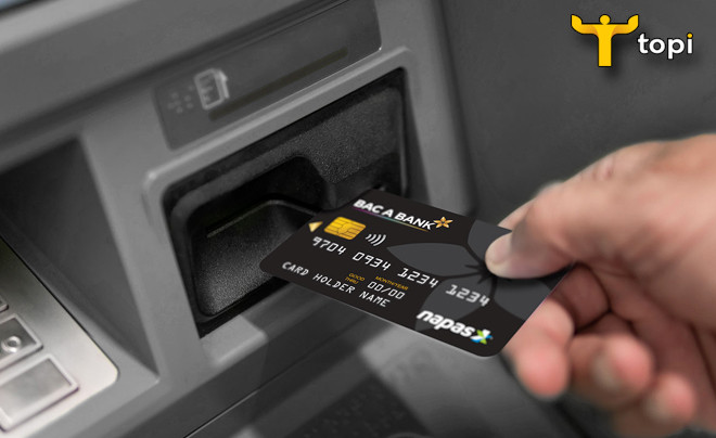 Phí thường niên được trừ trực tiếp từ tài khoản của khách hàng