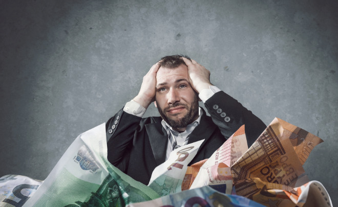 Rủi ro và lợi ích từ biến động nợ dài hạn đối với doanh nghiệp