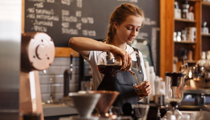 sinh viên quốc tế làm thêm tại Mỹ, hỗ trợ tài chính cá nhân và giảm gánh nặng chi phí