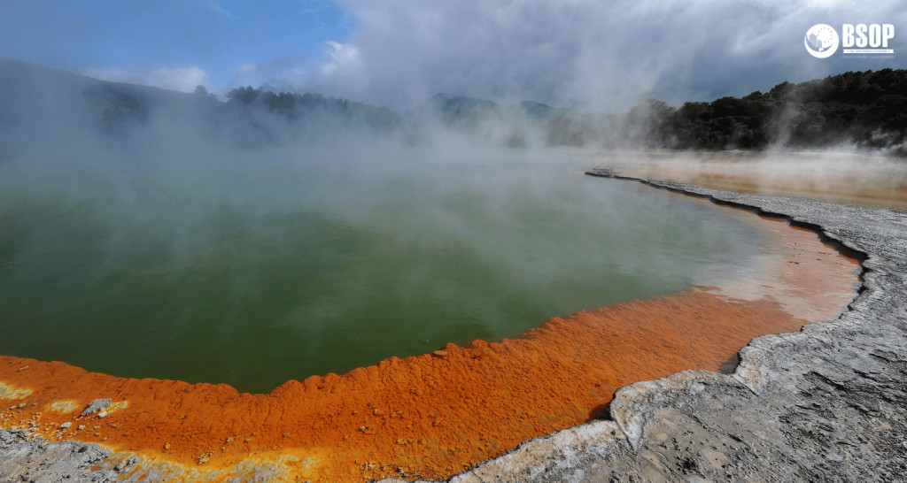 Suối nước nóng trị liệu tại Budapest, Hungary