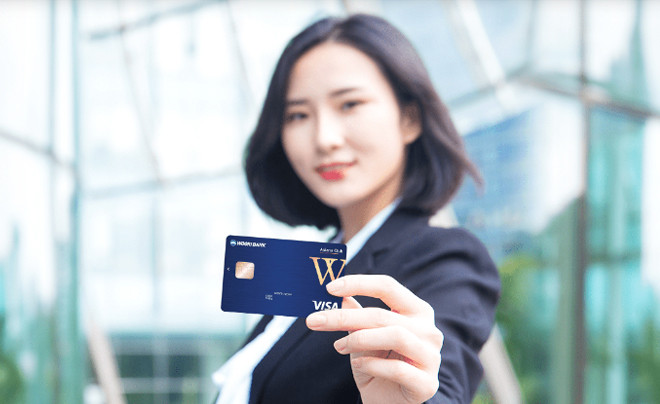Woori Bank với dịch vụ thẻ