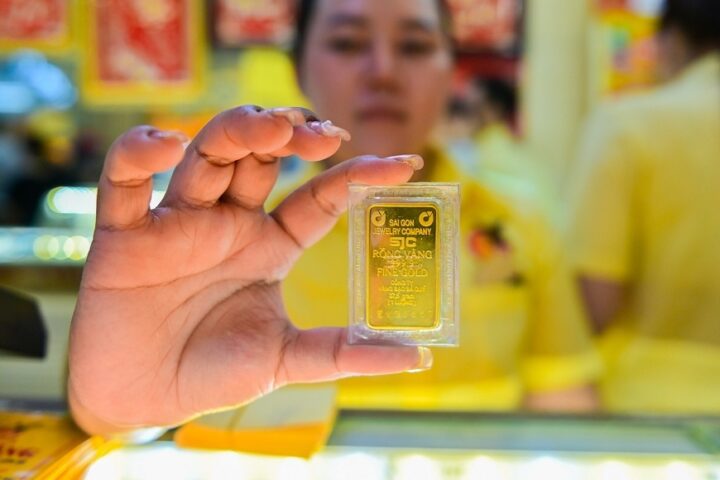 Giá Vàng Tâm Thịnh Lợi