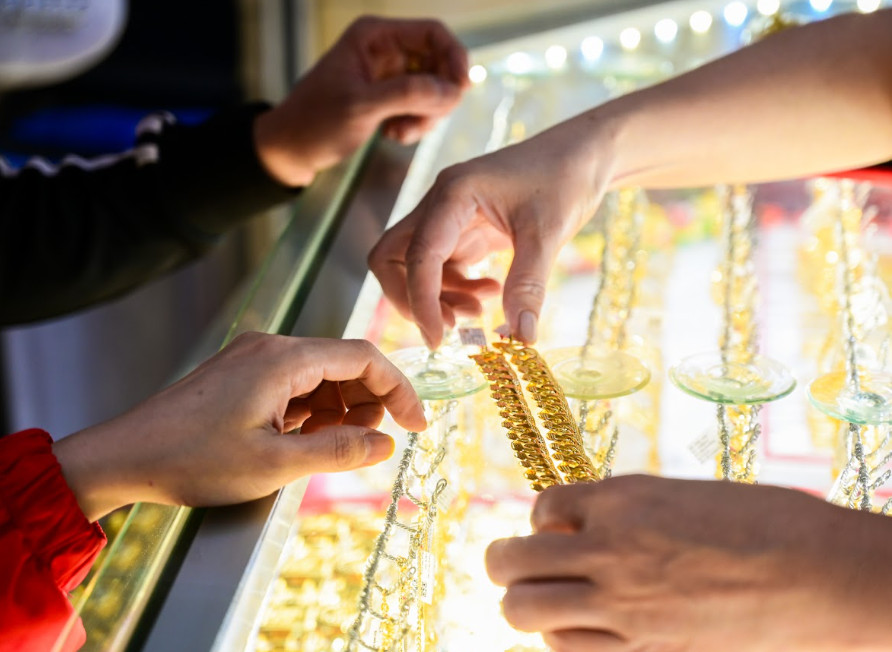 Biến động giá vàng thế giới ngày 28 3 2025