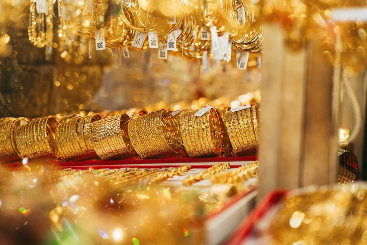Biến động thị trường vàng Việt Nam và chênh lệch với giá thế giới
