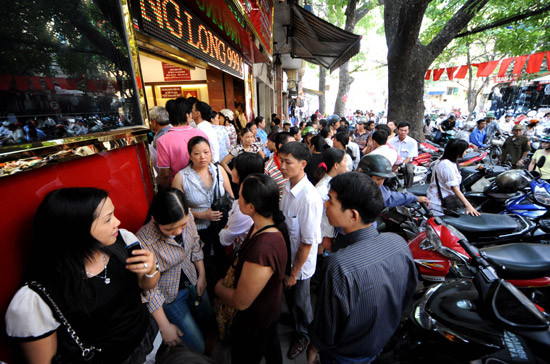 Chính sách nhập khẩu vàng để bình ổn thị trường Việt Nam ảnh hưởng đến giá vàng tháng 9 năm 2009