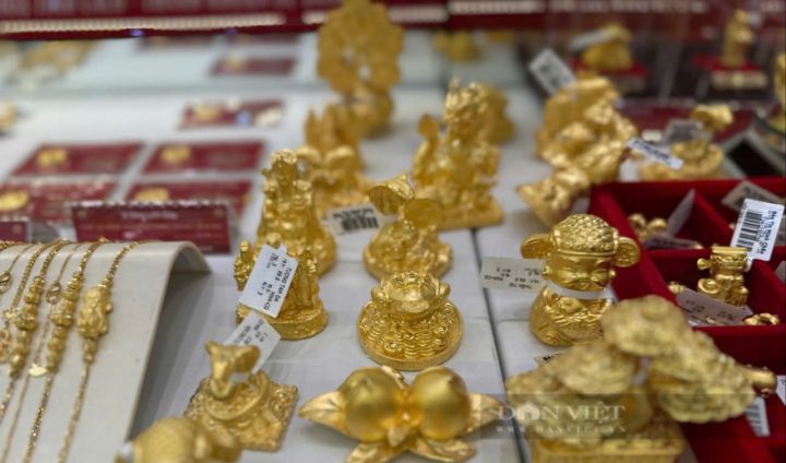 Diễn biến giá vàng SJC và vàng nhẫn 1/4/2025 tại thị trường Việt Nam