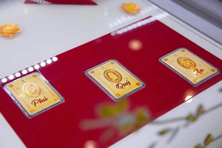 Diễn biến giá vàng thế giới và vàng SJC phản ánh sự biến động trong năm 2024