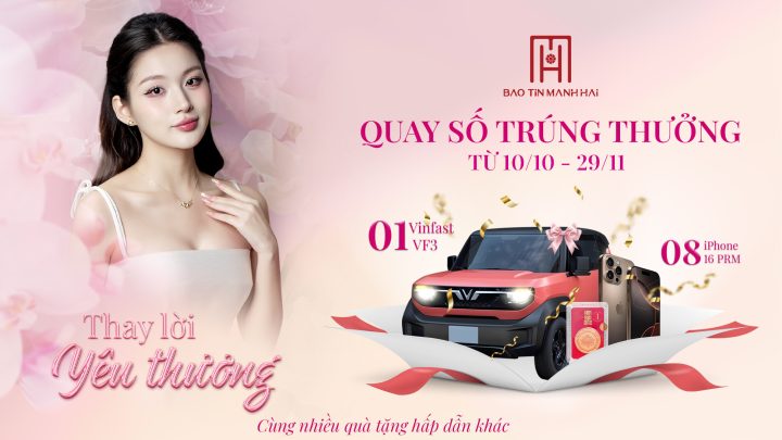Người phụ nữ đeo trang sức vàng 9999 Bảo Tín Mạnh Hải, thể hiện giá trị và vẻ đẹp của kim loại quý.