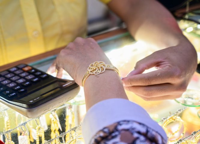 Phân tích xu hướng giá vàng toàn cầu