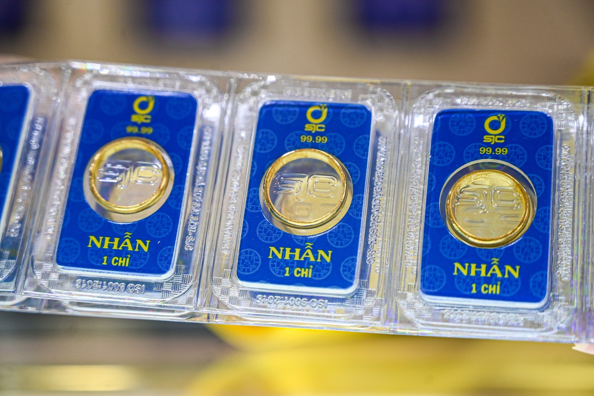 Thị trường vàng 7/8/2025 với sự biến động mạnh của giá vàng SJC