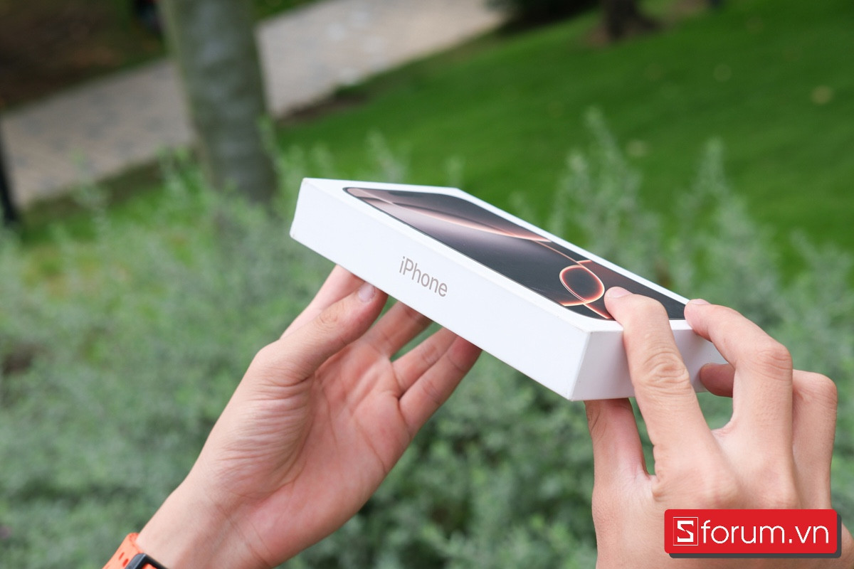 Thủ tục bảo hành phức tạp hơn cho iPhone quốc tế tại Việt Nam