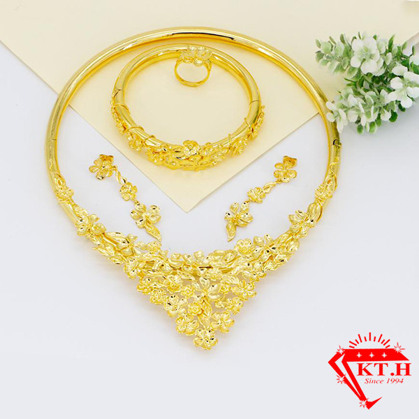 Trang sức cưới cô dâu