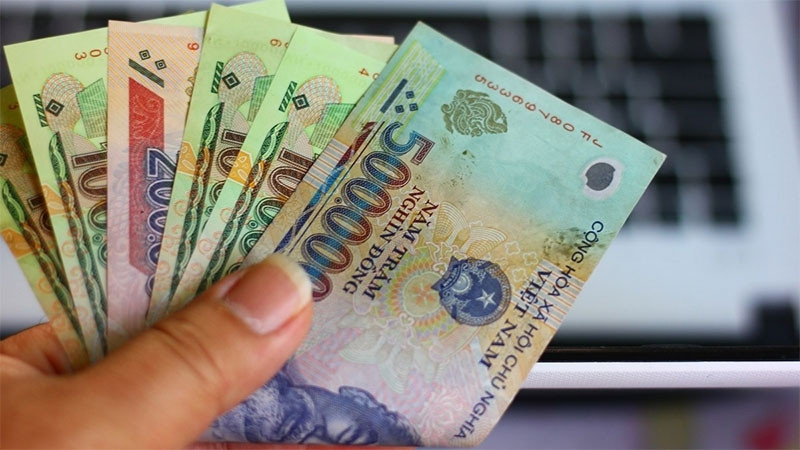 Ưu điểm của từ lóng tiền tệ trong giao tiếp hàng ngày