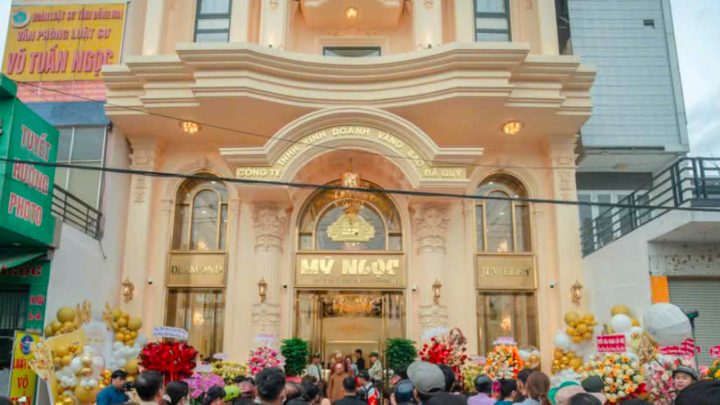 Vàng bạc đá quý Mỹ Ngọc bị phạt vì kinh doanh hàng giả