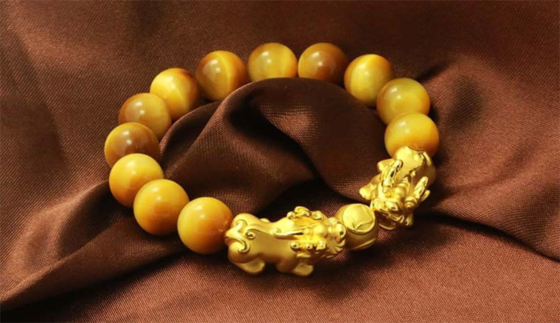 Vật phẩm phong thủy từ vàng tây mang ý nghĩa tài lộc