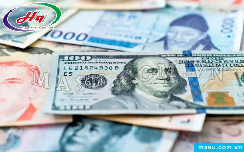 2000 USD so sánh tiền tệ khác