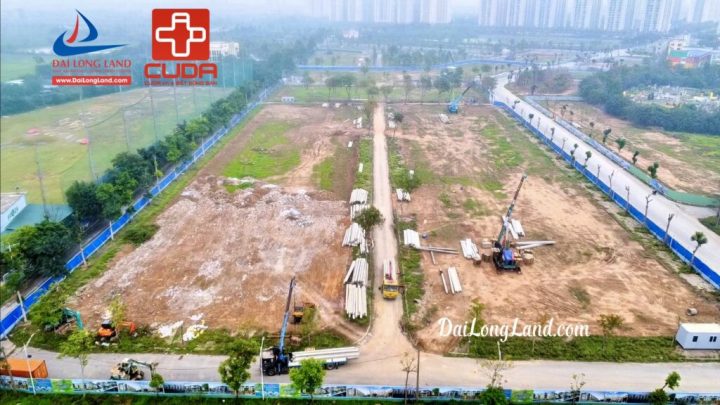 Cận cảnh công tác ép cọc bê tông tại một lô đất trong dự án khu đô thị Thanh Hà.