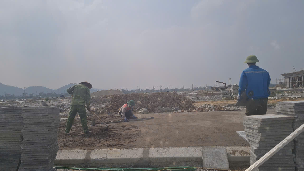 Công trường xây dựng phân khu phía Tây của Khu đô thị Tân Thanh Elite City Hà Nam