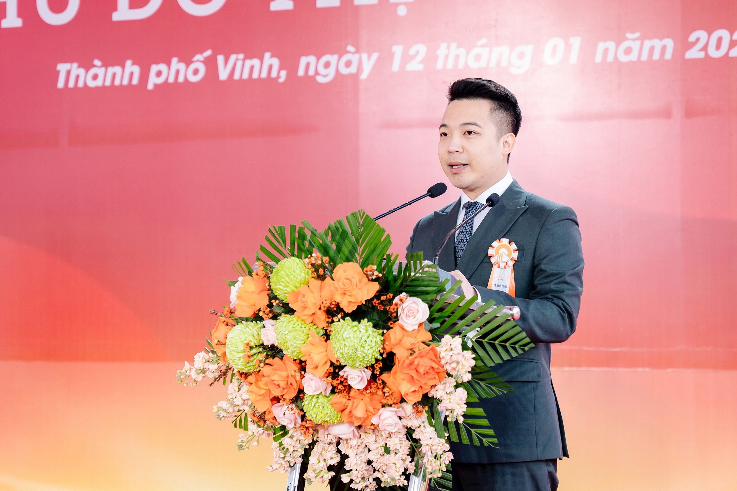 Đại diện Tri Duong Group phát biểu tại lễ khởi công, chia sẻ tầm nhìn về khu đô thị ven sông Vinh