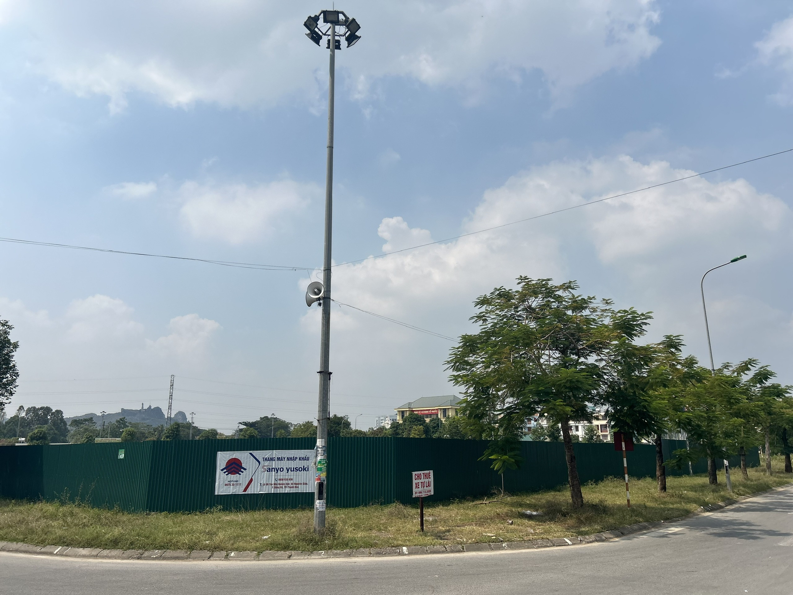 Khu trung tâm thương mại và chợ trong quy hoạch đô thị Đông Sơn