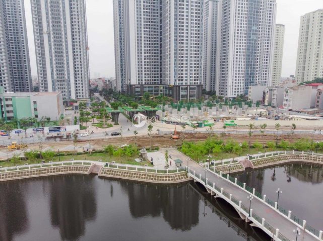 Toàn cảnh khu đô thị Goldmark City từ trên cao, showcasing các tòa nhà hiện đại và không gian xanh rộng lớn.