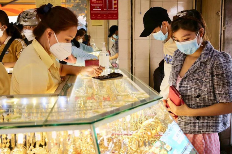 Vàng 610 bán được không và các yếu tố ảnh hưởng