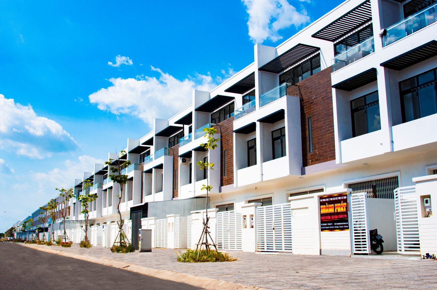 Các dãy nhà phố thương mại liền kề với thiết kế hấp dẫn