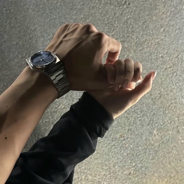 ảnh nắm tay người yêu 29