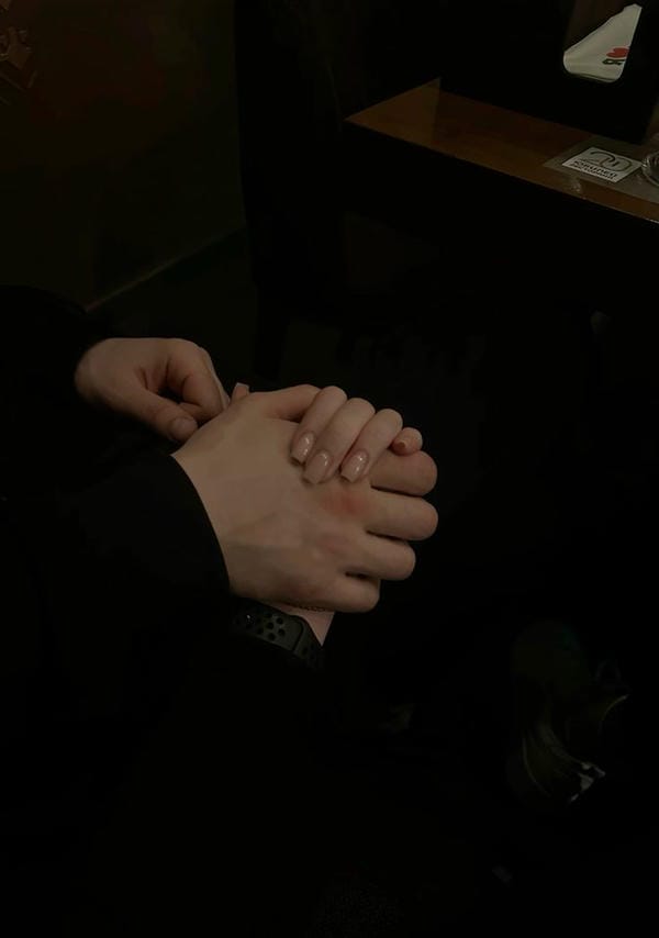 ảnh nắm tay người yêu 32