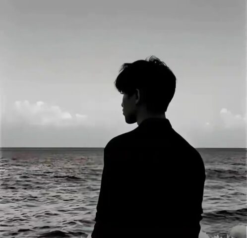 104+ Avatar đen trắng buồn cho ngày nhiều suy tư