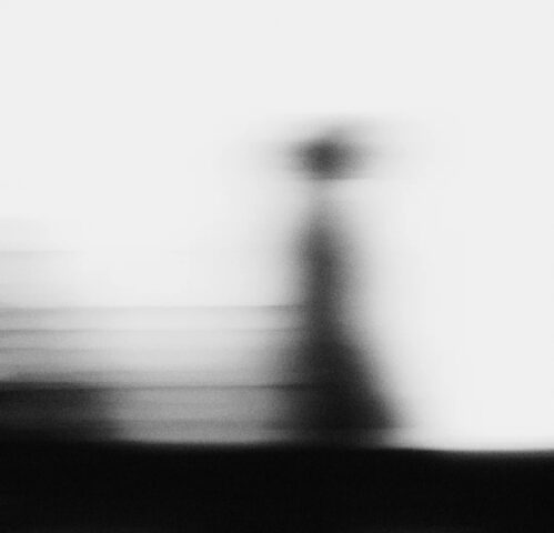 104+ Avatar đen trắng buồn cho ngày nhiều suy tư