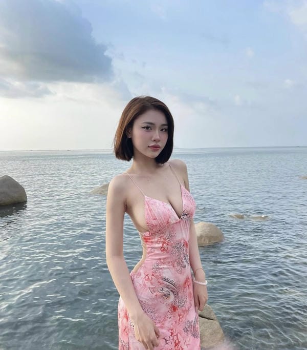 gái xinh mặc pinky 17