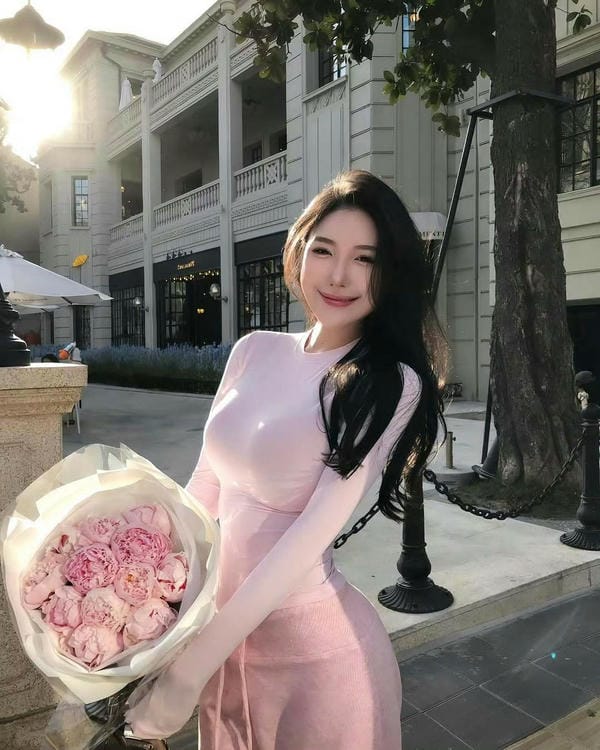 gái xinh mặc pinky 9