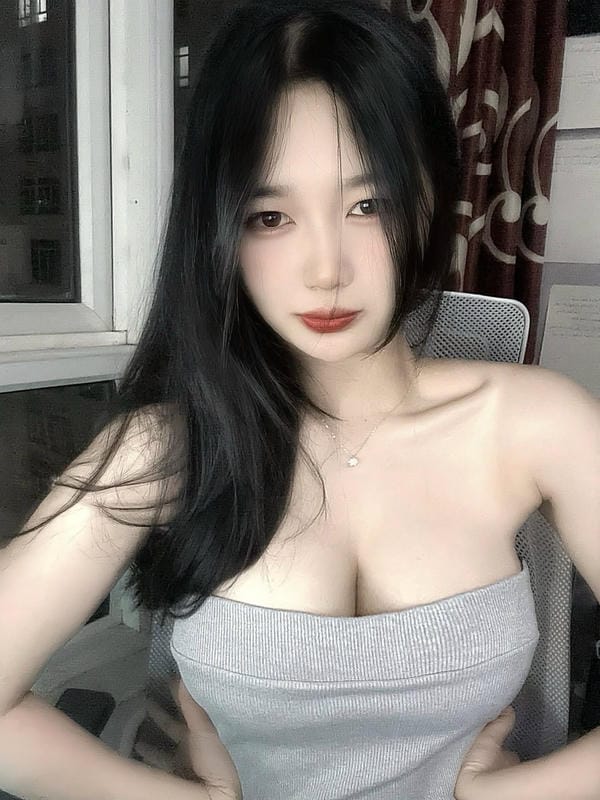 gái xinh tiktok 1