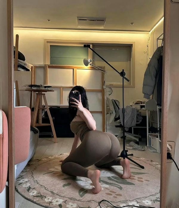 gái xinh tự sướng 19