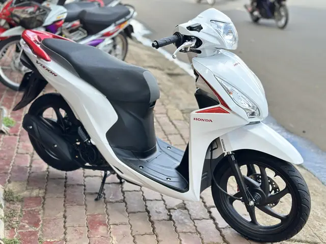 Giá Xe Vision Cũ 2026: Đánh Giá Chi Tiết 5 Phiên Bản Phổ Biến Nhất